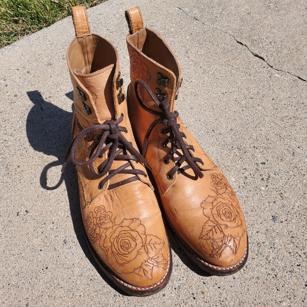 The Blake John Fluevog Leather Boots Mens 10